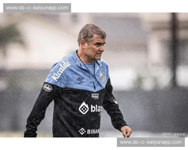 桑托斯vs战警：传奇之战，荣耀之巅